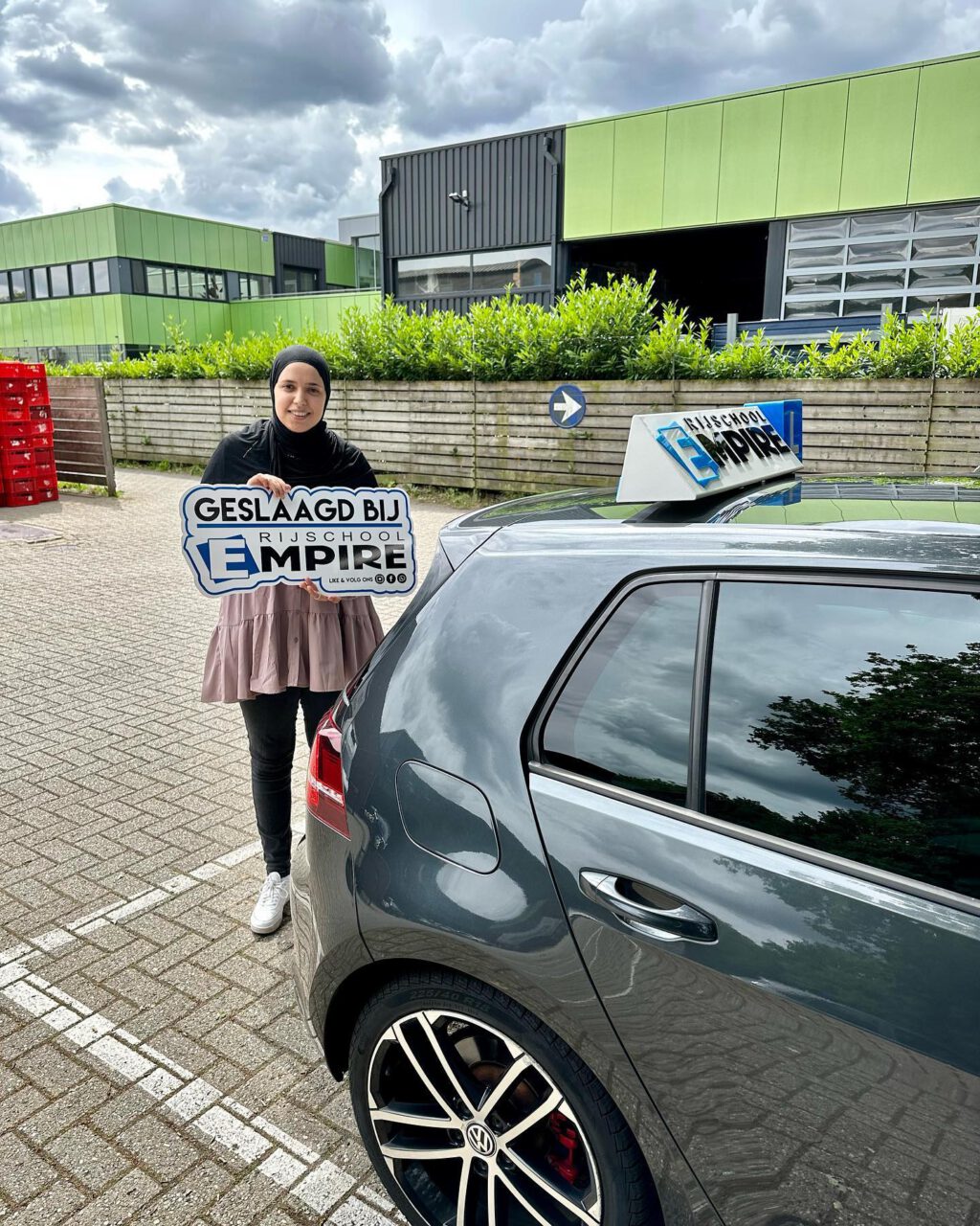 Instagram post from rijschoolempire. This post is in position 26.