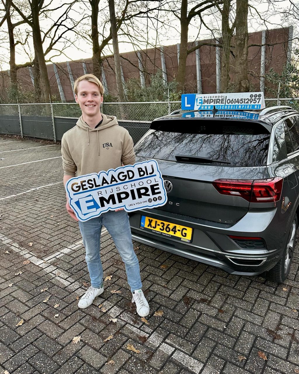 Instagram post from rijschoolempire. This post is in position 17.