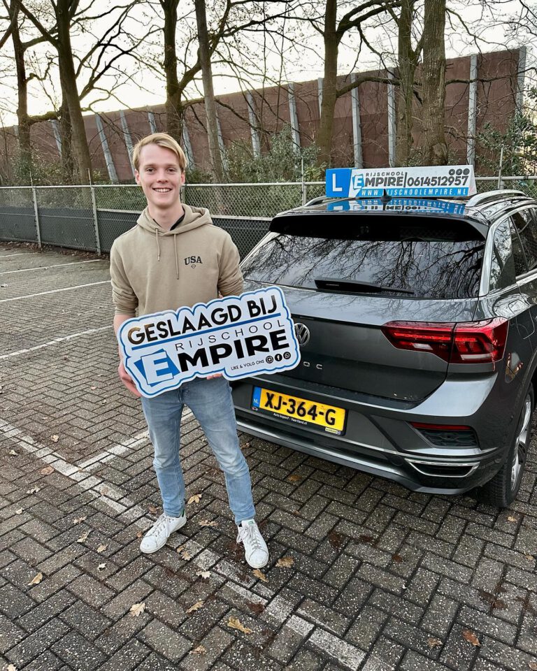 Instagram post from rijschoolempire. This post is in position 18.